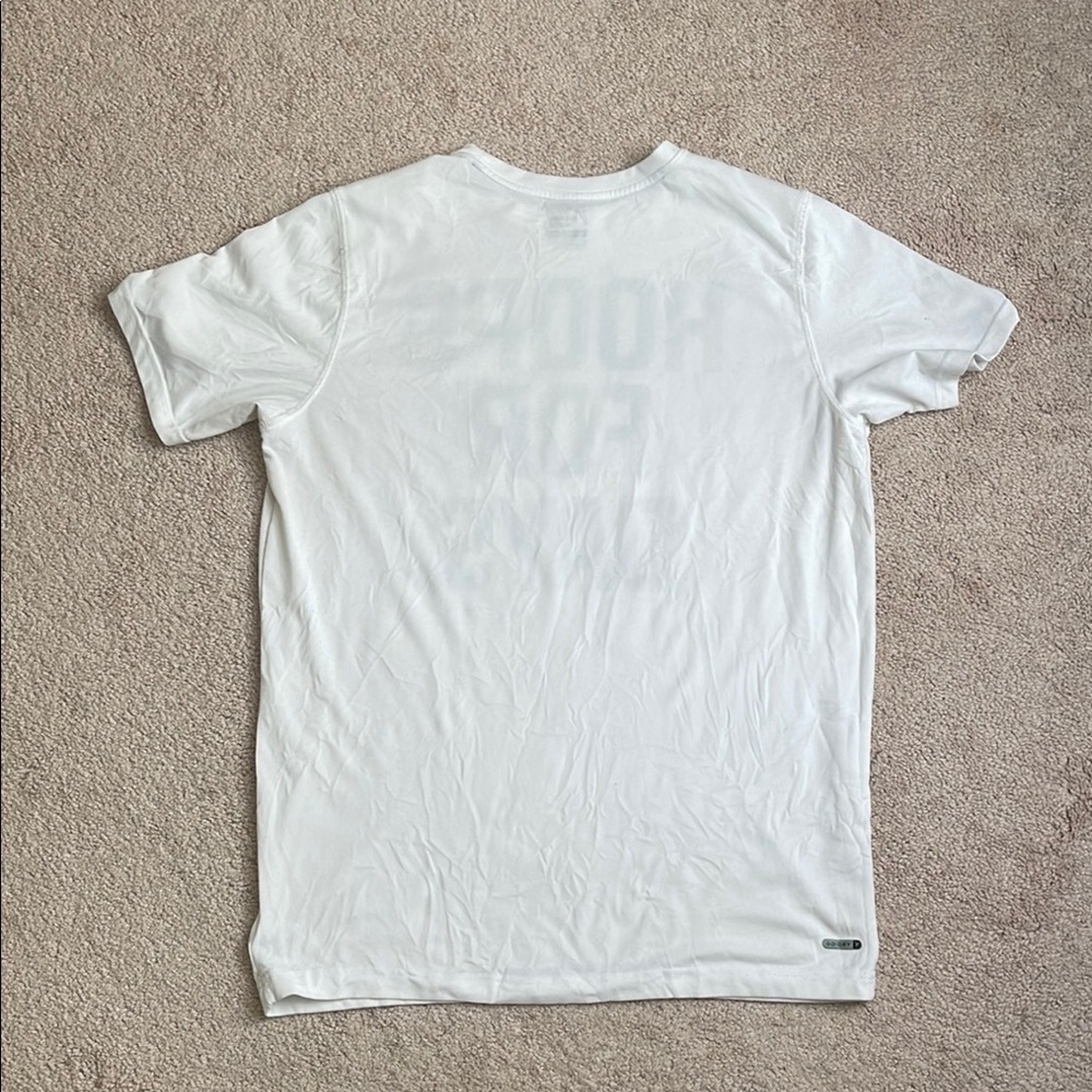 Old Navy White Short Sleeve Tee (Medium Tall) - Picture 5 of 5